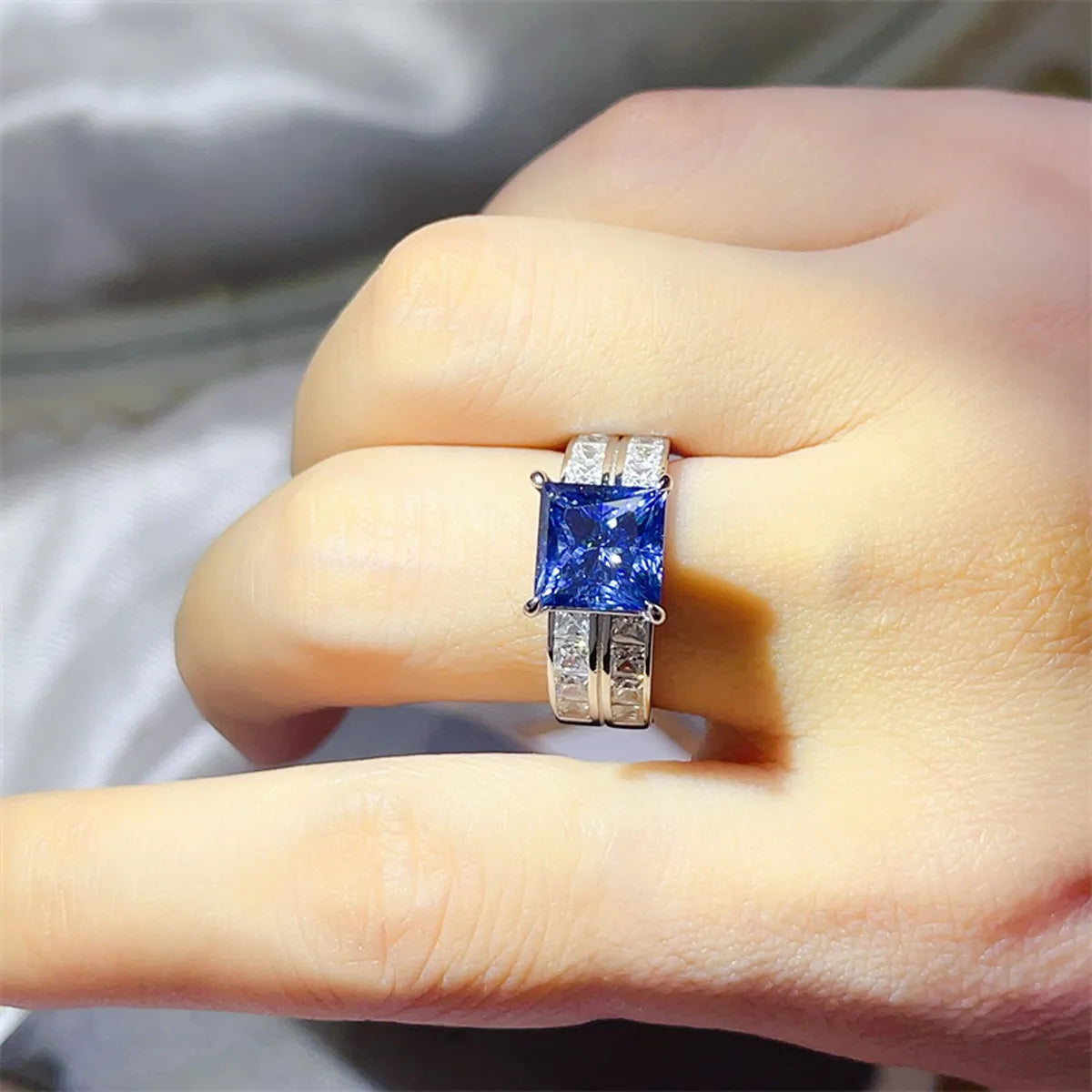 e1300b5e-5685-4aee-aa0a-7705ad5005d3-Max-Origin